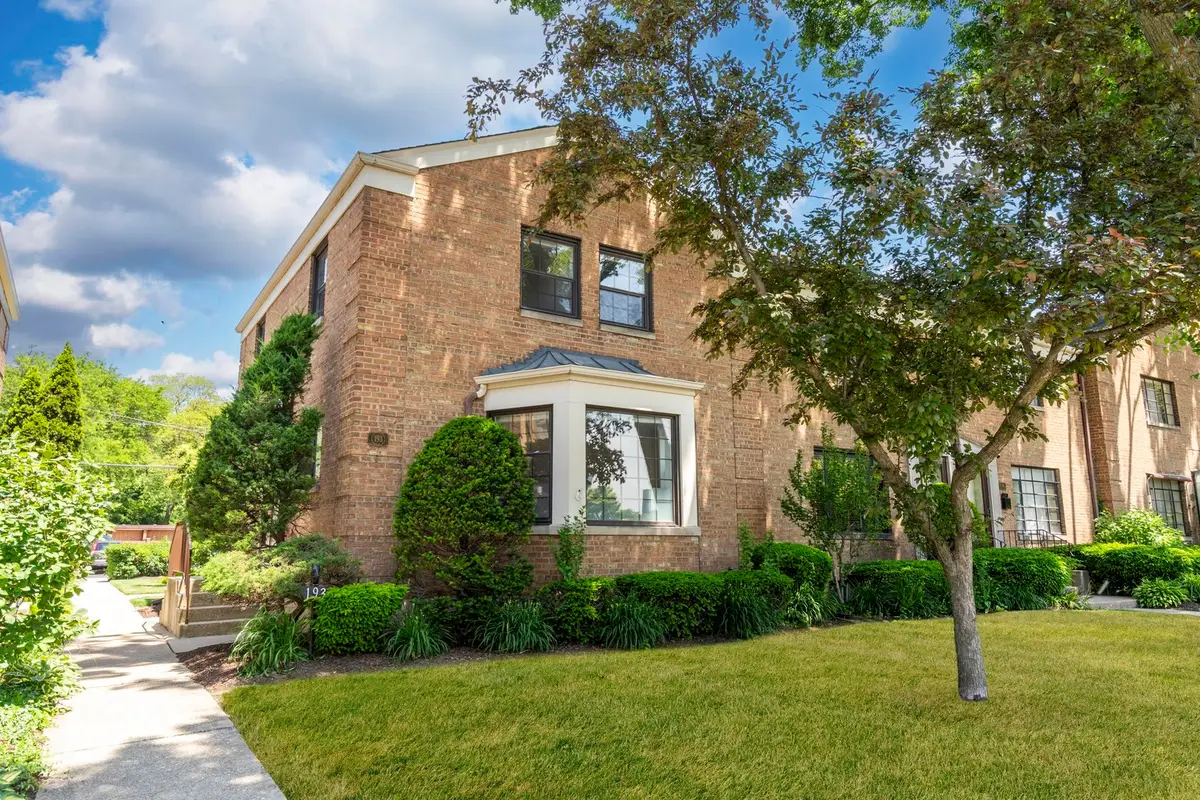 193 Fellows Court, Elmhurst, IL 60126 - #1