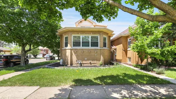 1648 Wisconsin Avenue, Berwyn, IL 60402