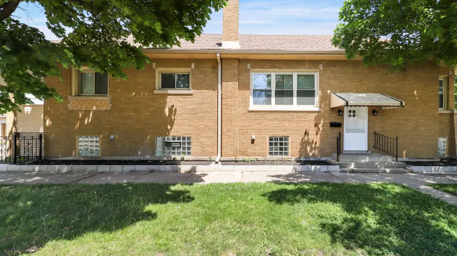 1648 Wisconsin Avenue, Berwyn, IL 60402 - #3