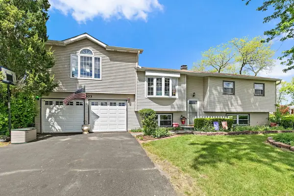 4403 Maple Court, Rolling Meadows, IL 60008