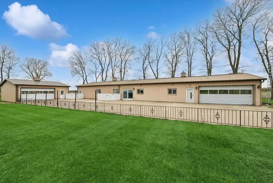 1430 N 30th Road, Ottawa, IL 61350 - #3