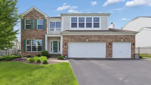 10667 Santa Fe Trail, Huntley, IL 60142