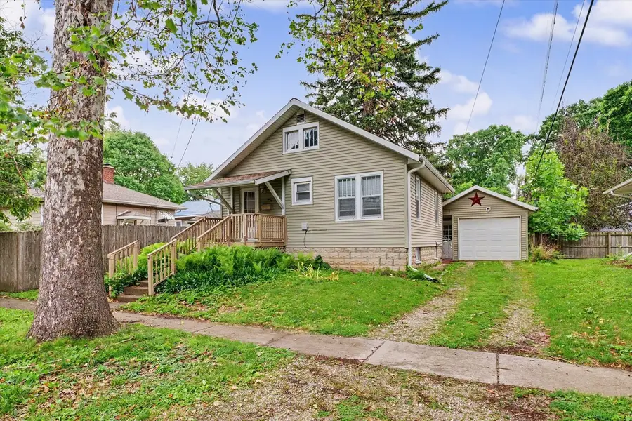 206 N Victor Street, Champaign, IL 61821 - #3