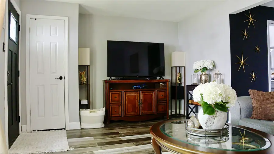 Address Withheld By Seller, Chicago, IL 60629 - #3