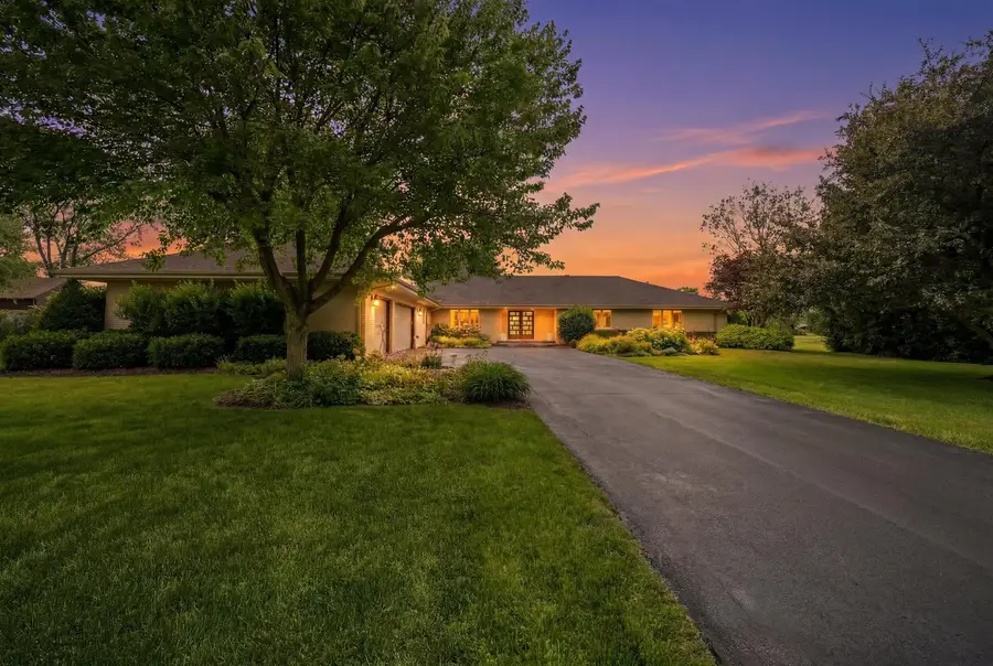 25730 N Eagle Drive, Mundelein, IL 60060 - #2