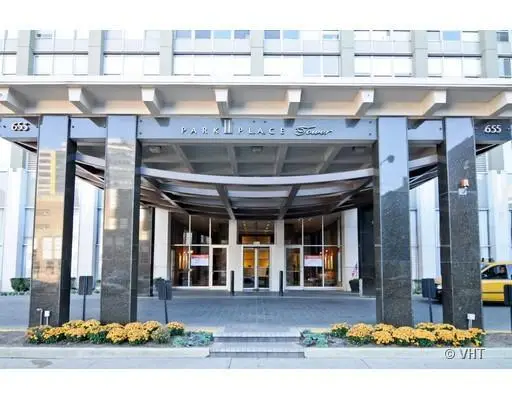 655 W Irving Park Road #2708, Chicago, IL 60613