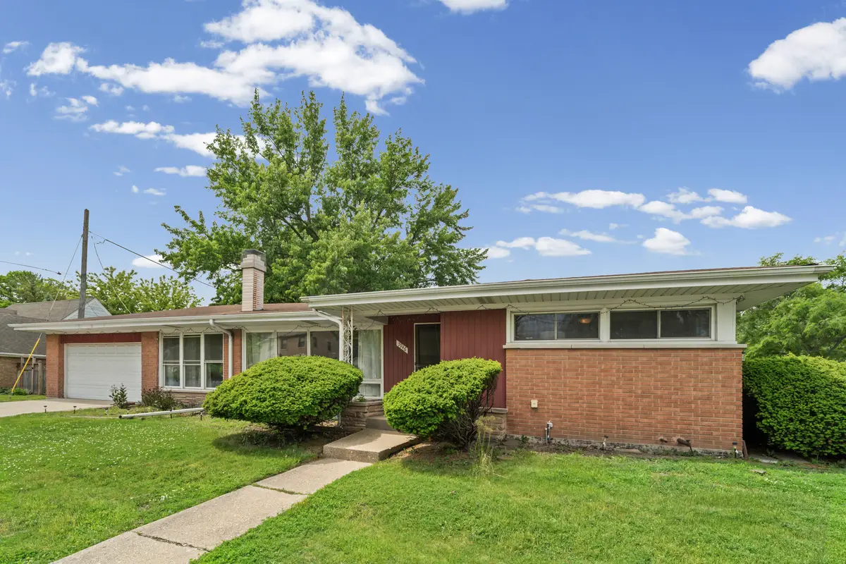 7946 Lotus Avenue, Morton Grove, IL 60053 - #1