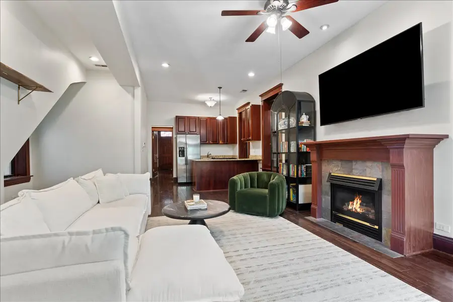 2044 W Haddon Avenue #1, Chicago, IL 60622 - #3