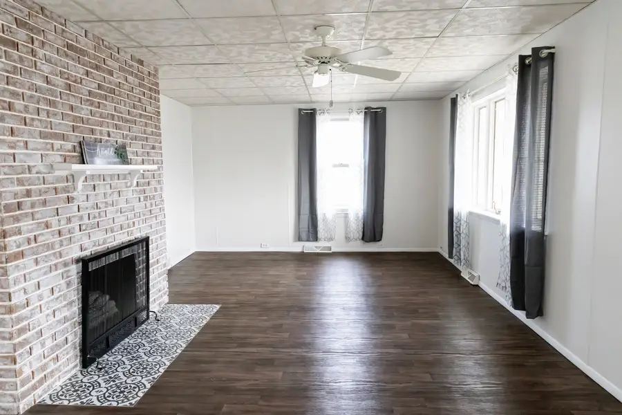 302 S 4th Avenue, Streator, IL 61364 - #3