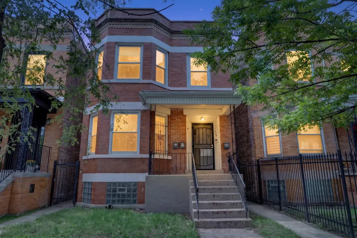 7224 S Saint Lawrence Avenue, Chicago, IL 60619 - #1