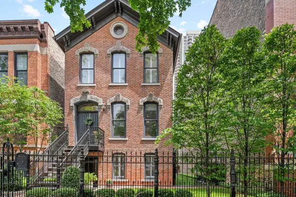 2029 N Sedgwick Street, Chicago, IL 60614