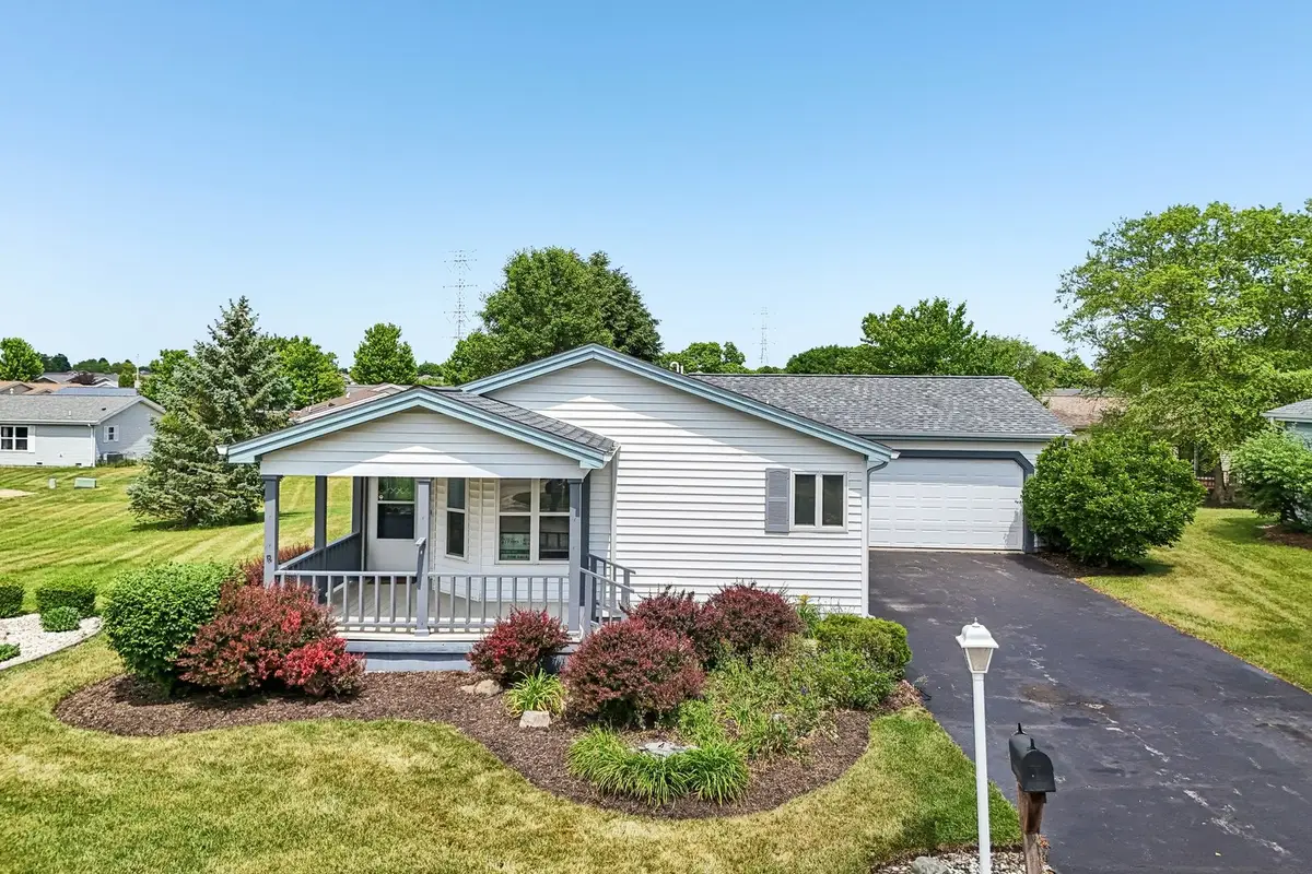 335 Belmont Court, Grayslake, IL 60030 - #1