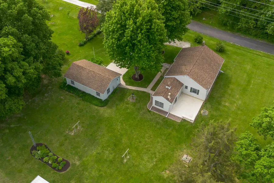 698 N 2853rd Road, Utica, IL 61301 - #3