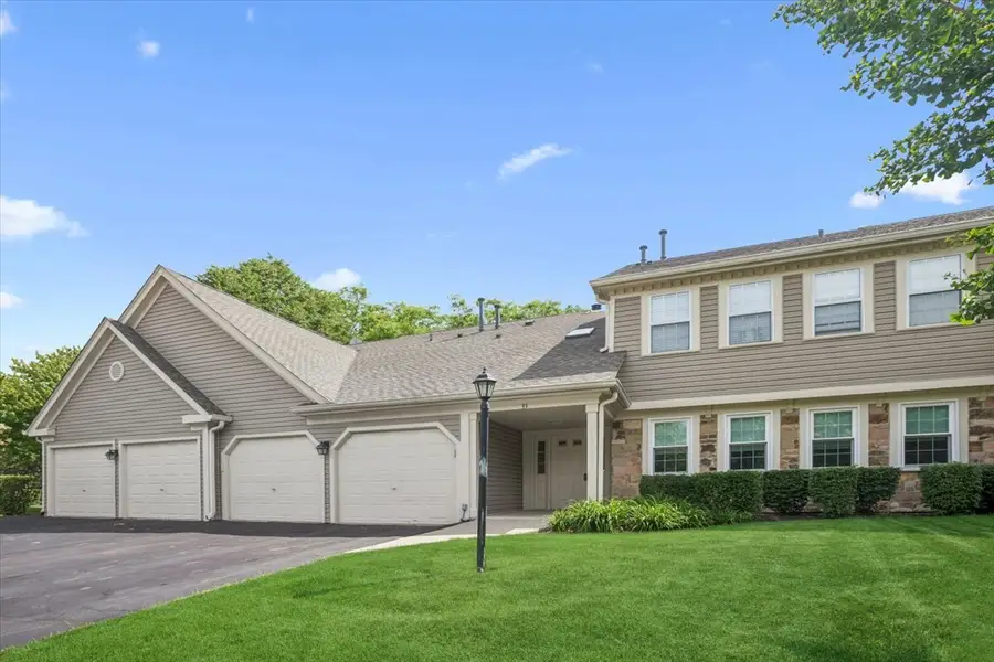 33 Ashburn Court #B, Schaumburg, IL 60193 - #2