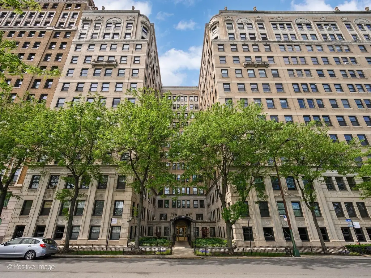 3520 N Lake Shore Drive #6N, Chicago, IL 60657 - #1