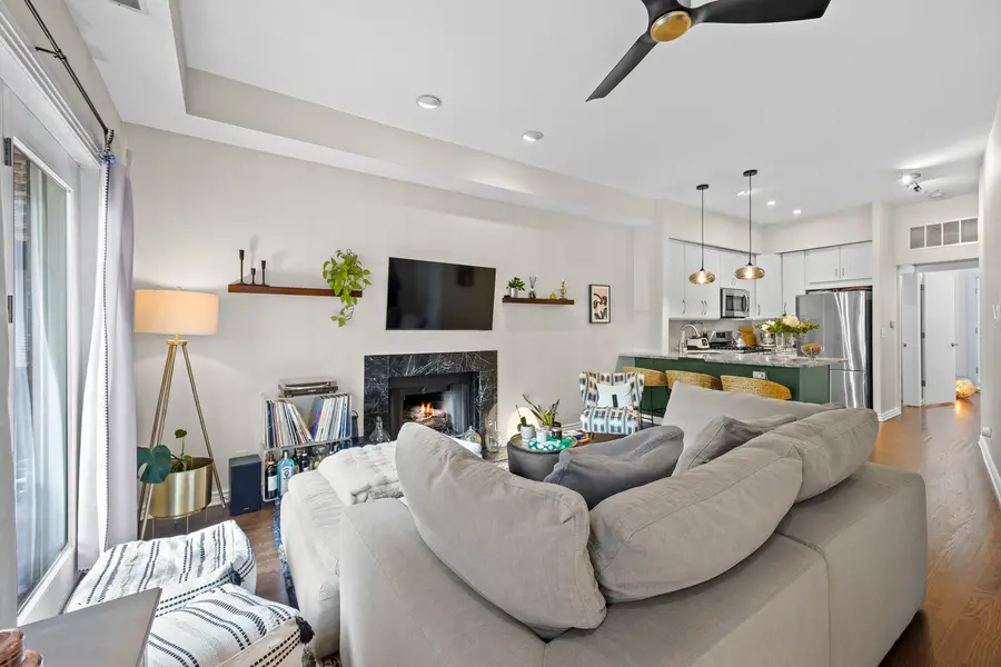 3053 N Clifton Avenue #7, Chicago, IL 60657 - #2