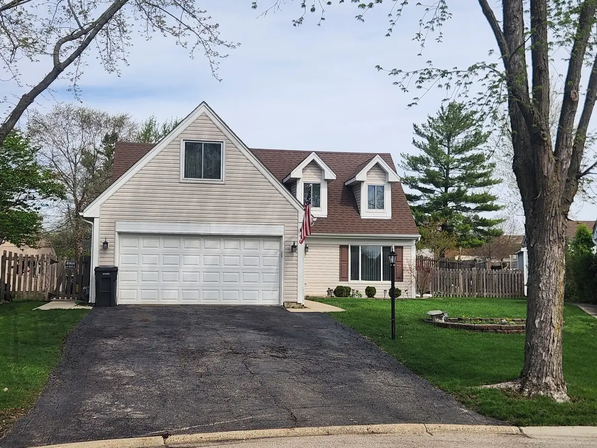 10 Ash Court, Streamwood, IL 60107 - #1