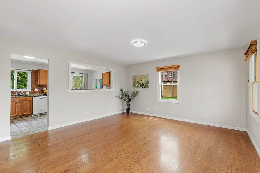 1000 Woodside Drive, Roselle, IL 60172 - #3