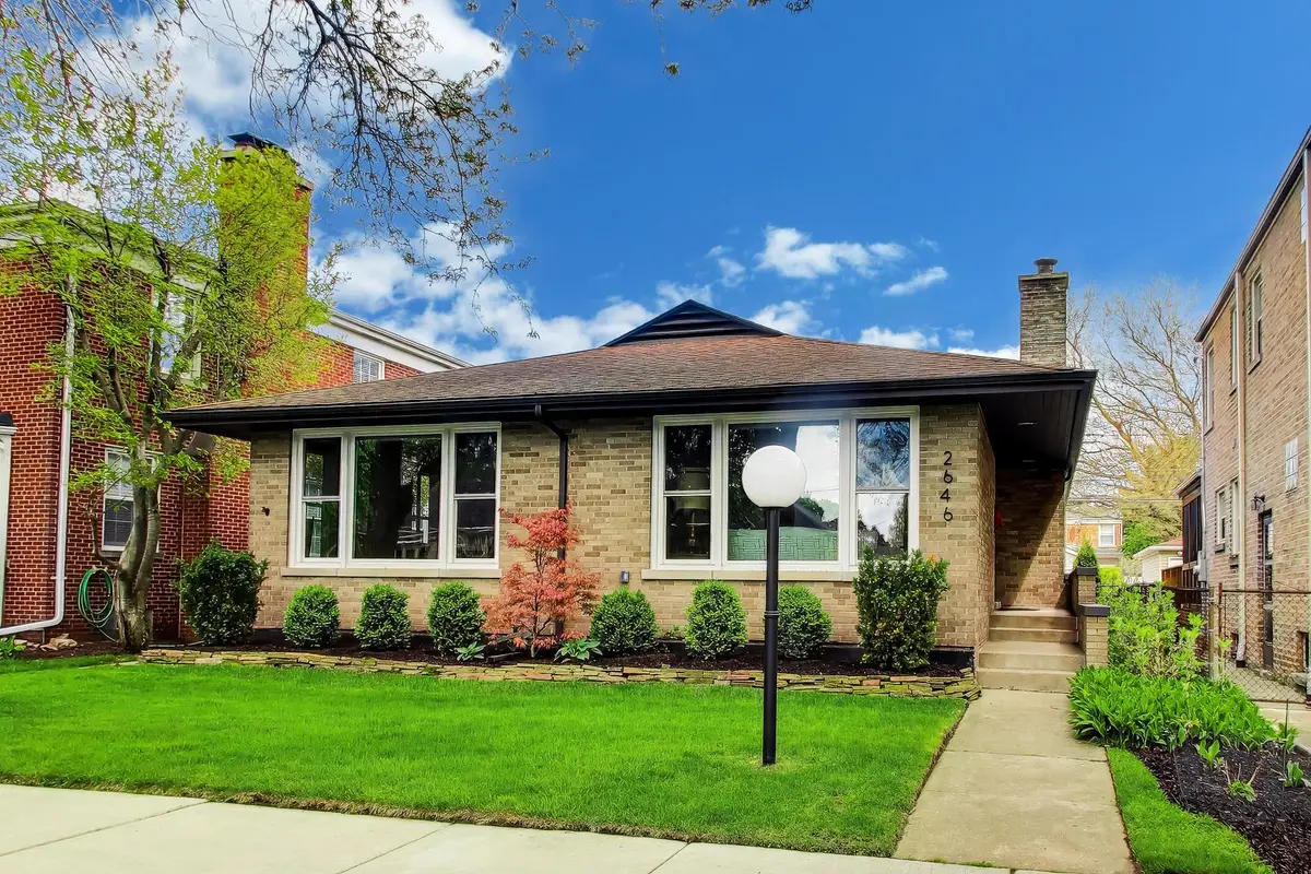 2646 W Birchwood Avenue, Chicago, IL 60645 - #1