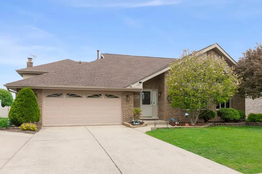 9040 Frances Lane, Orland Park, IL 60462 - #2
