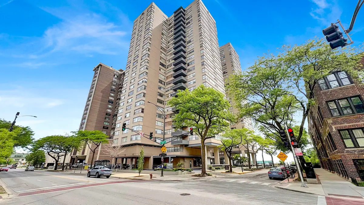 6301 N Sheridan Road #14L, Chicago, IL 60660 - #1