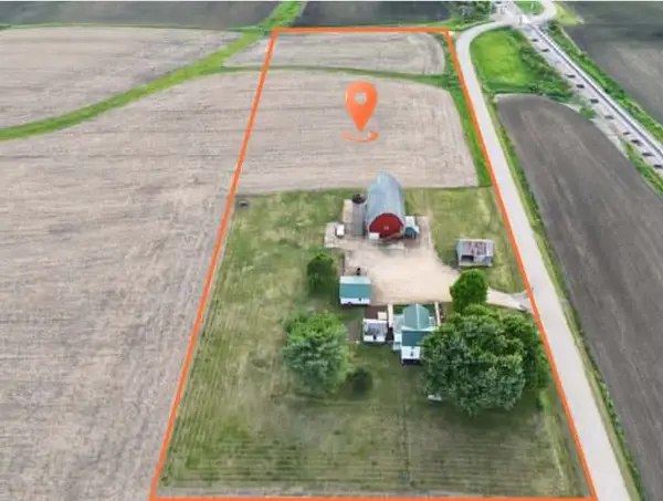 15331 W Harper Road, Forreston, IL 61030