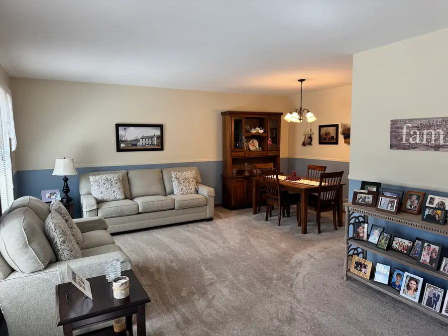 1900 Powder River Path, Elgin, IL 60123 - #2