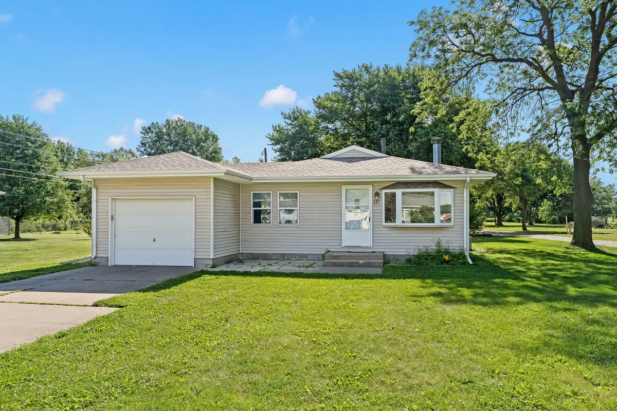 317 17th Street E, Milan, IL 61264 - #1