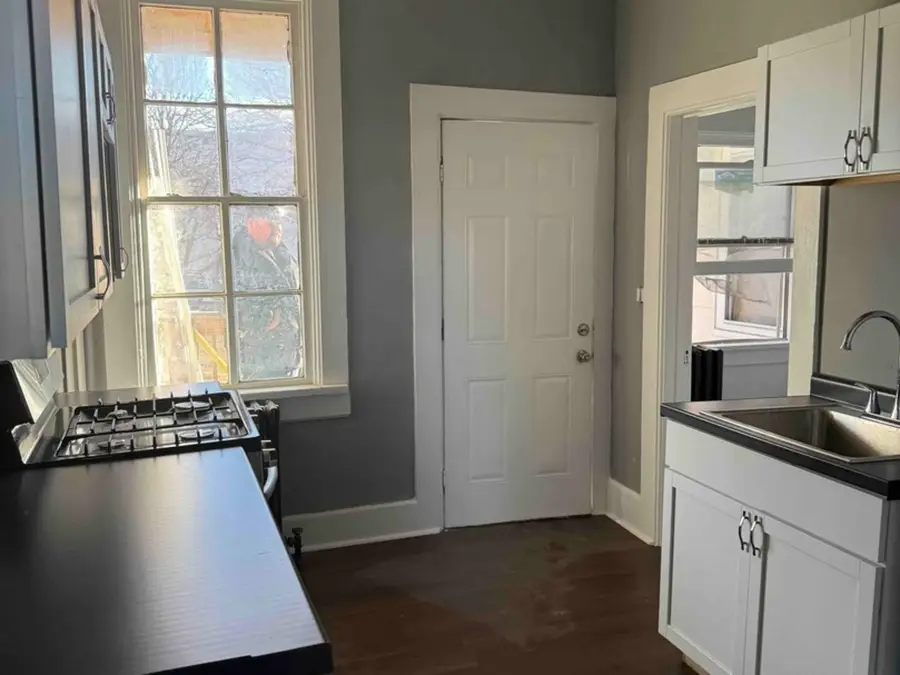 1819 W 3rd Street, Davenport, IA 52802 - #3
