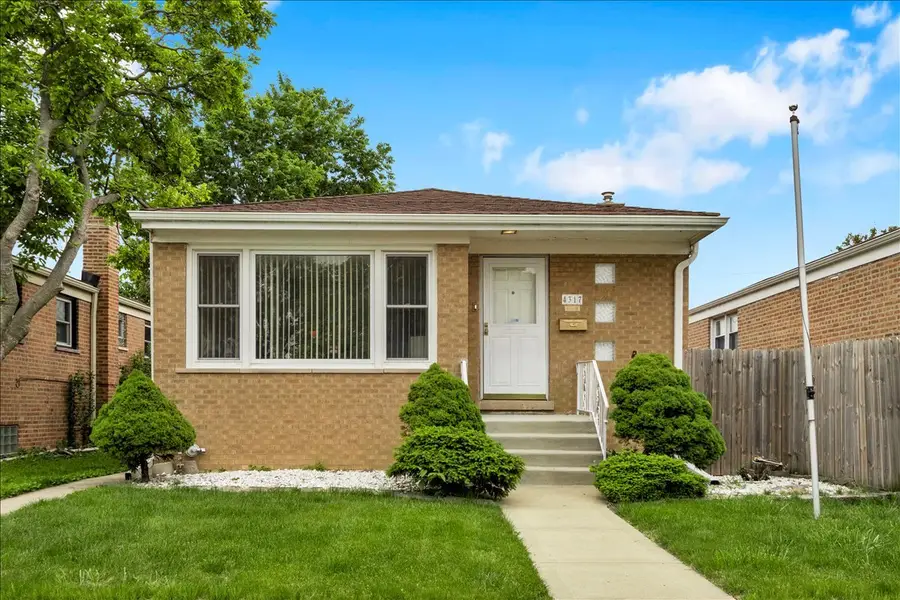 4317 S Keating Avenue, Chicago, IL 60632 - #2