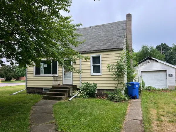 314 S Locust Street, Wyanet, IL 61379