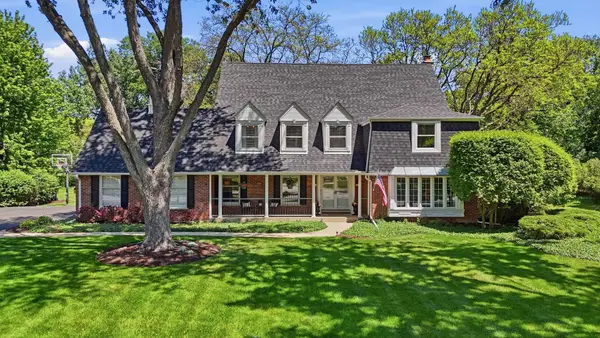 165 N Valley Road, Barrington, IL 60010