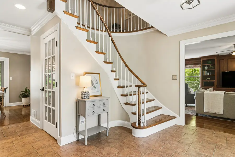 165 N Valley Road, Barrington, IL 60010 - #2