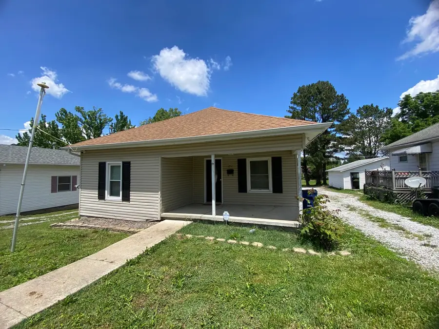 1211 E Elm Street, West Frankfort, IL 62896 - #2