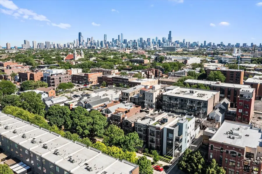 1541 W Montana Street #2, Chicago, IL 60614 - #2