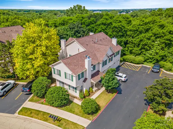 582 Fox Ridge Drive #582, Fox Lake, IL 60020
