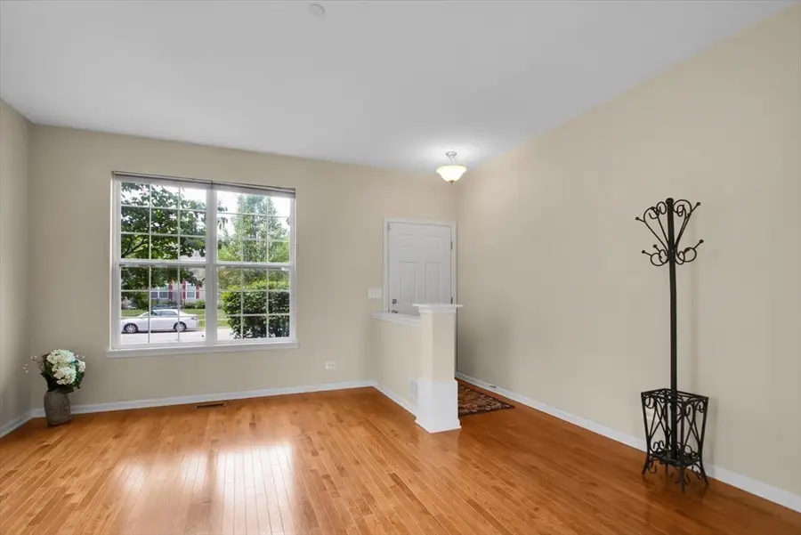 2049 Cabrillo Lane, Hoffman Estates, IL 60192 - #3