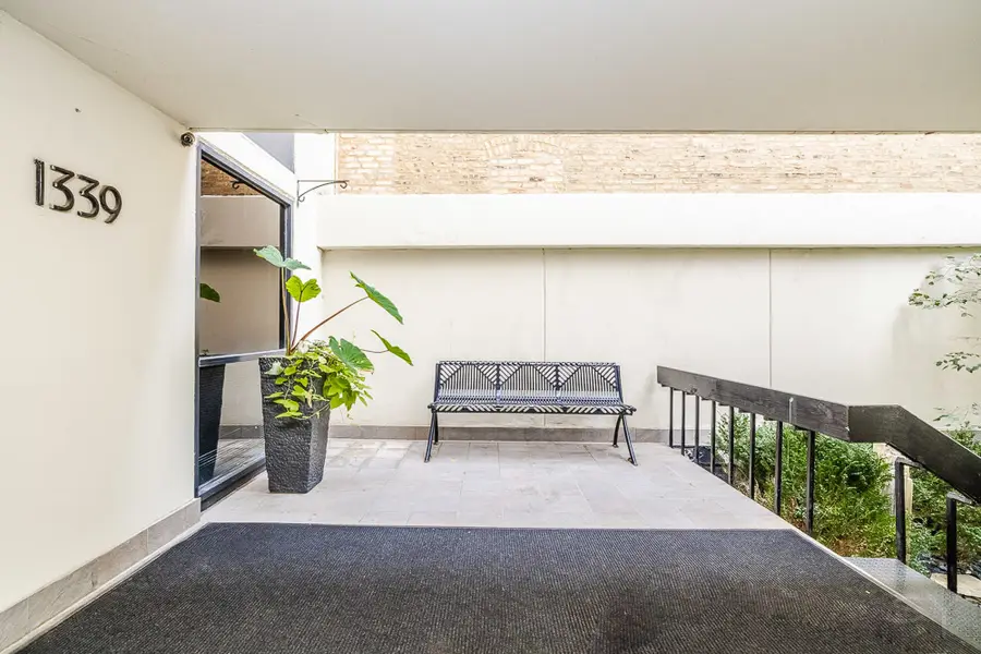 1339 N Dearborn Street #15A, Chicago, IL 60610 - #2