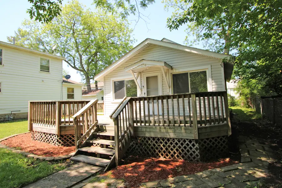 338 E Lakeview Avenue, Round Lake Beach, IL 60073 - #2
