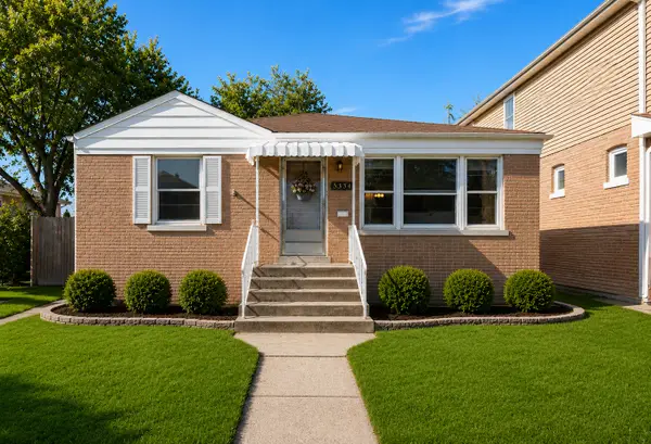 3334 Prairie Avenue, Brookfield, IL 60513