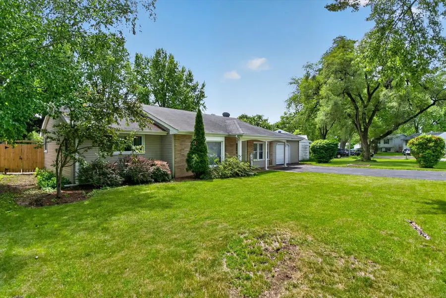 249 Hickory Lane, Antioch, IL 60002 - #2