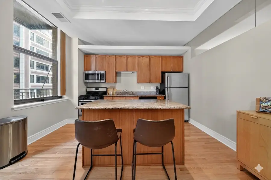212 W Washington Street #1402, Chicago, IL 60606 - #2