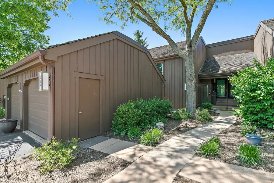 256 Thornhill Lane #C, Lake Barrington, IL 60010 - #2