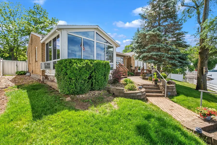 809 N River Drive, Port Byron, IL 61275 - #2