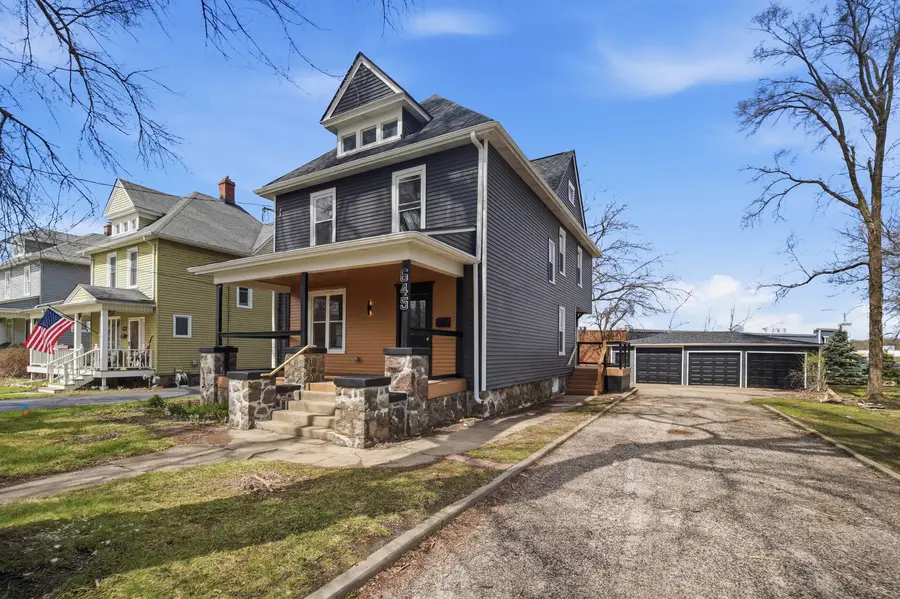 645 E Calhoun Street, Woodstock, IL 60098 - #2