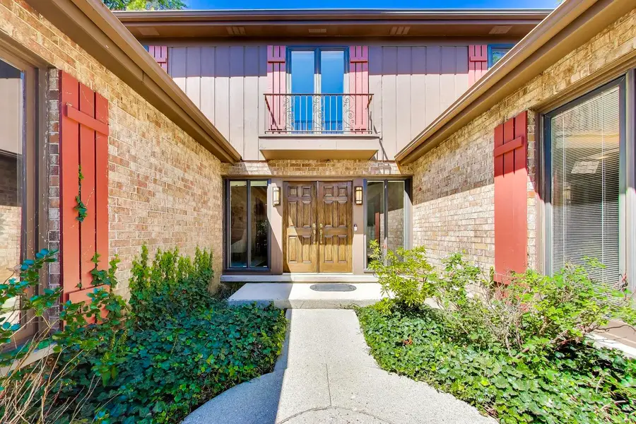 1860 Eastwood Avenue, Highland Park, IL 60035 - #3
