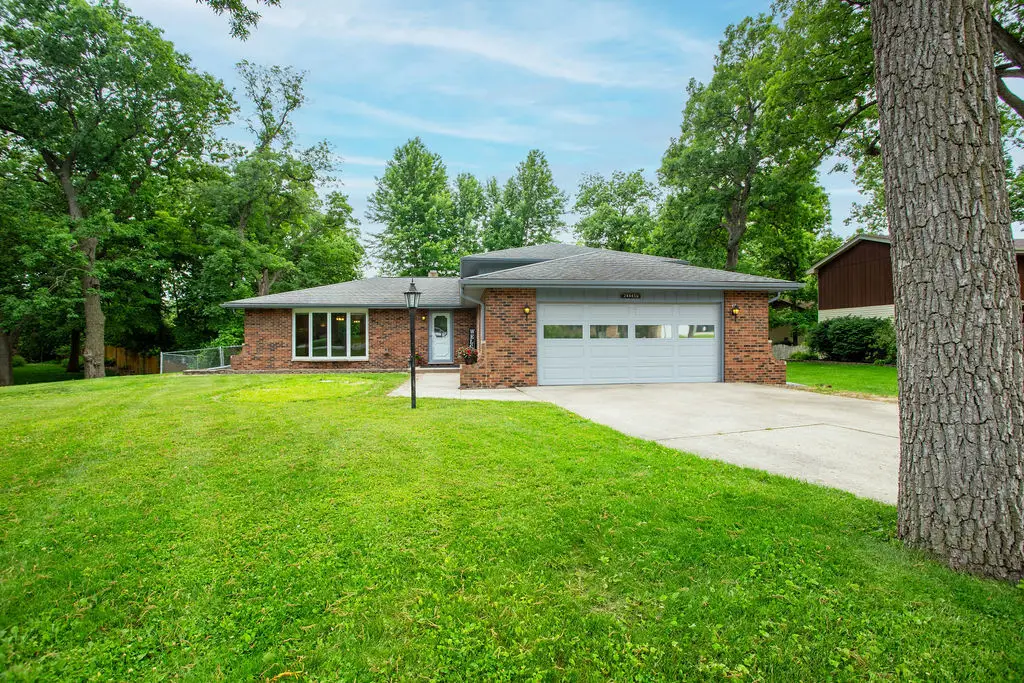 24445 W Lancelot Lane, Joliet, IL 60404 - #1