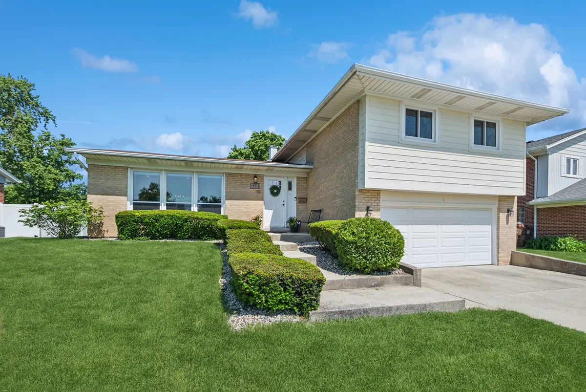 15321 Oak Road, Oak Forest, IL 60452 - #1