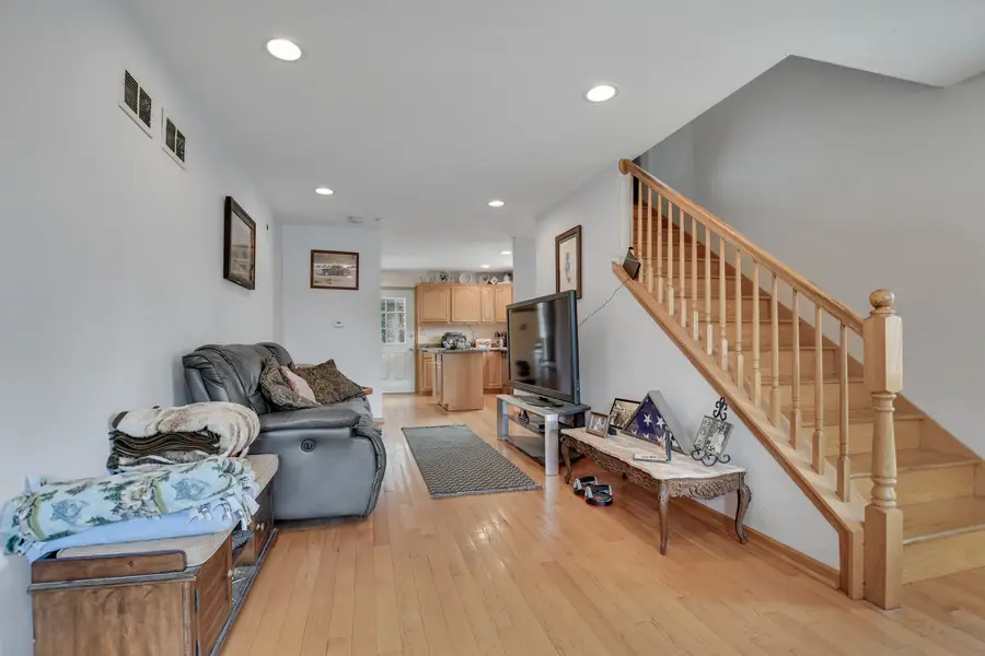 4820 S Lotus Avenue, Chicago, IL 60638 - #3