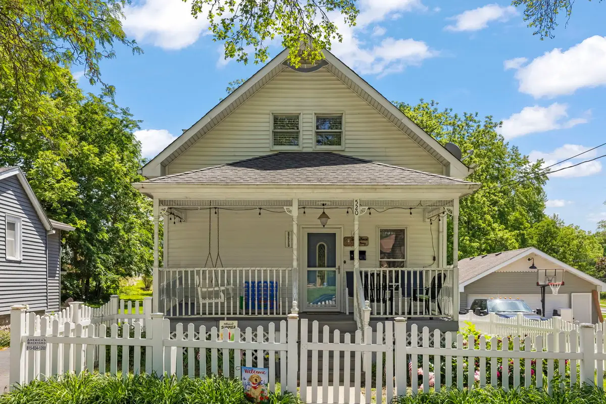 520 S Jefferson Street, Lockport, IL 60441 - #1